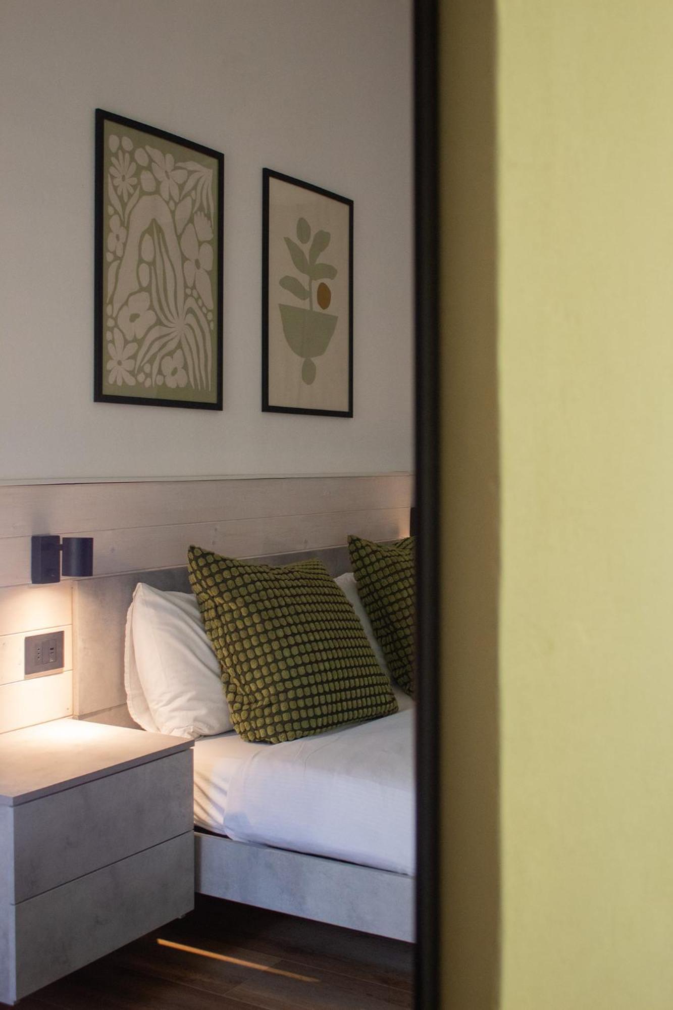 Le Calle Holiday Apartments Torbole Sul Garda Exteriör bild