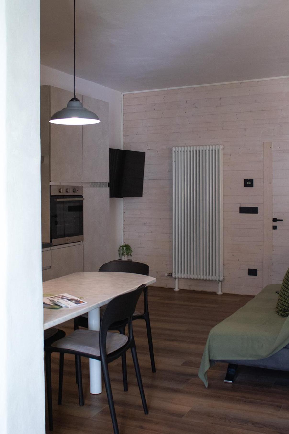 Le Calle Holiday Apartments Torbole Sul Garda Exteriör bild